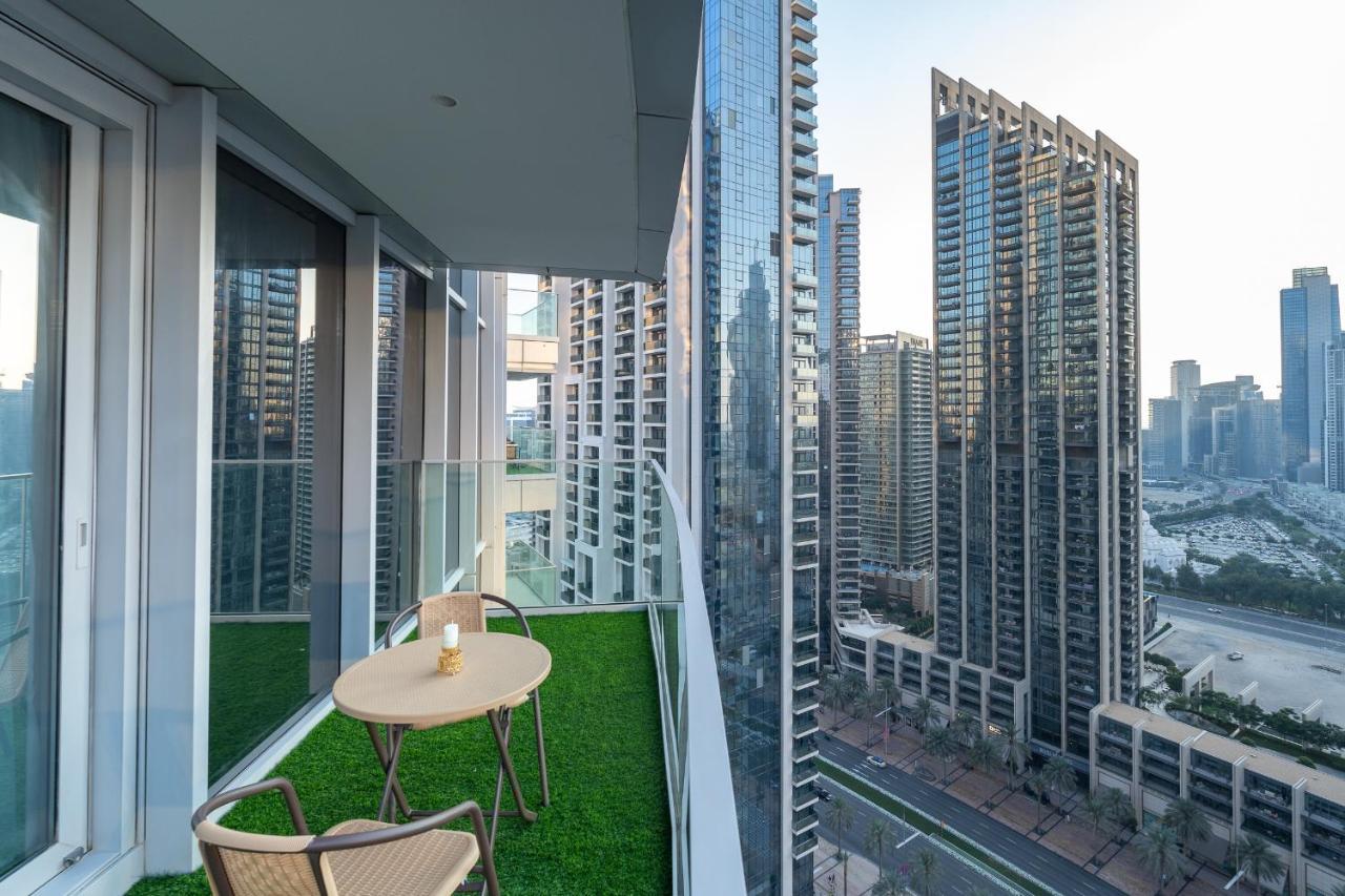 Trinity Holiday Homes - Opera Grand Downtown Дубай Екстериор снимка